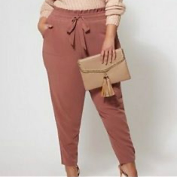Fashion to Figure Pants - FTF Paper bag pants
